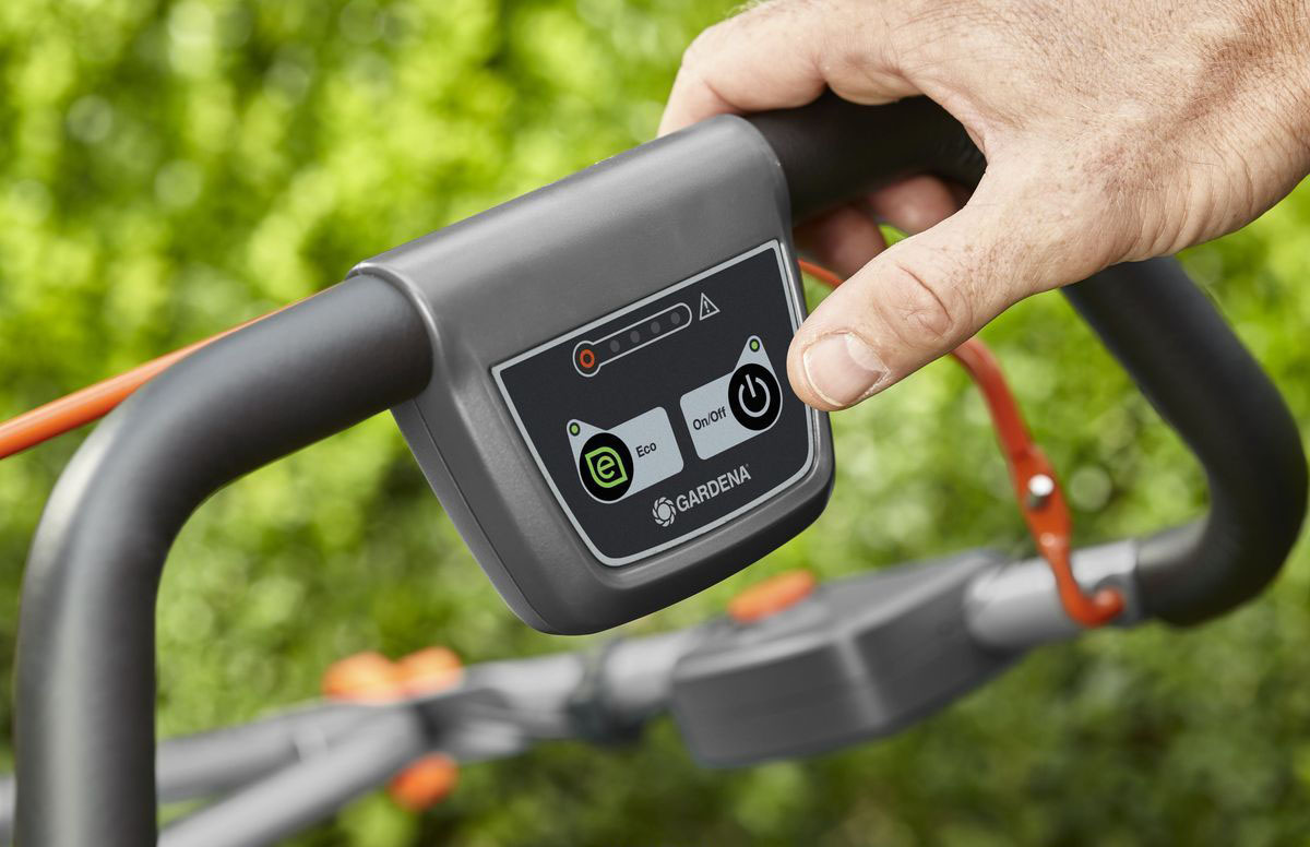 Газонокосилка аккумуляторная Gardena "PowerMax Li-40/41"